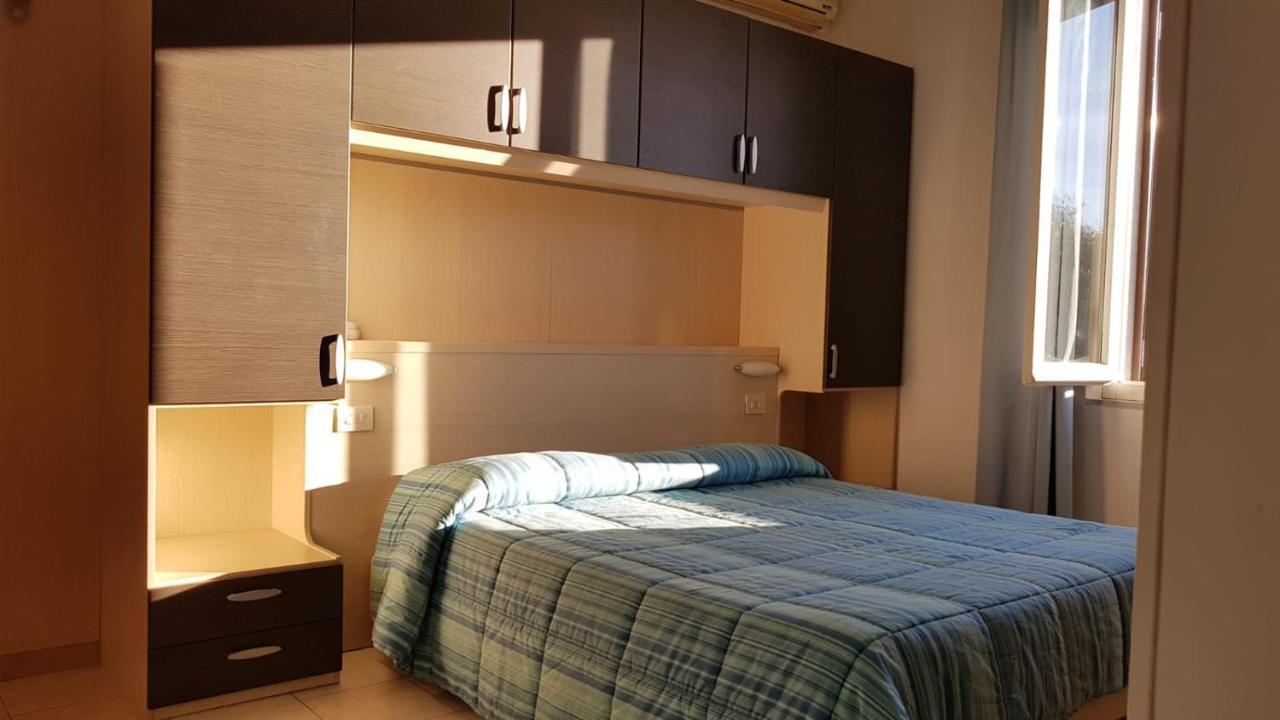 Hotel Patrizia Marina di Massa Eksteriør billede